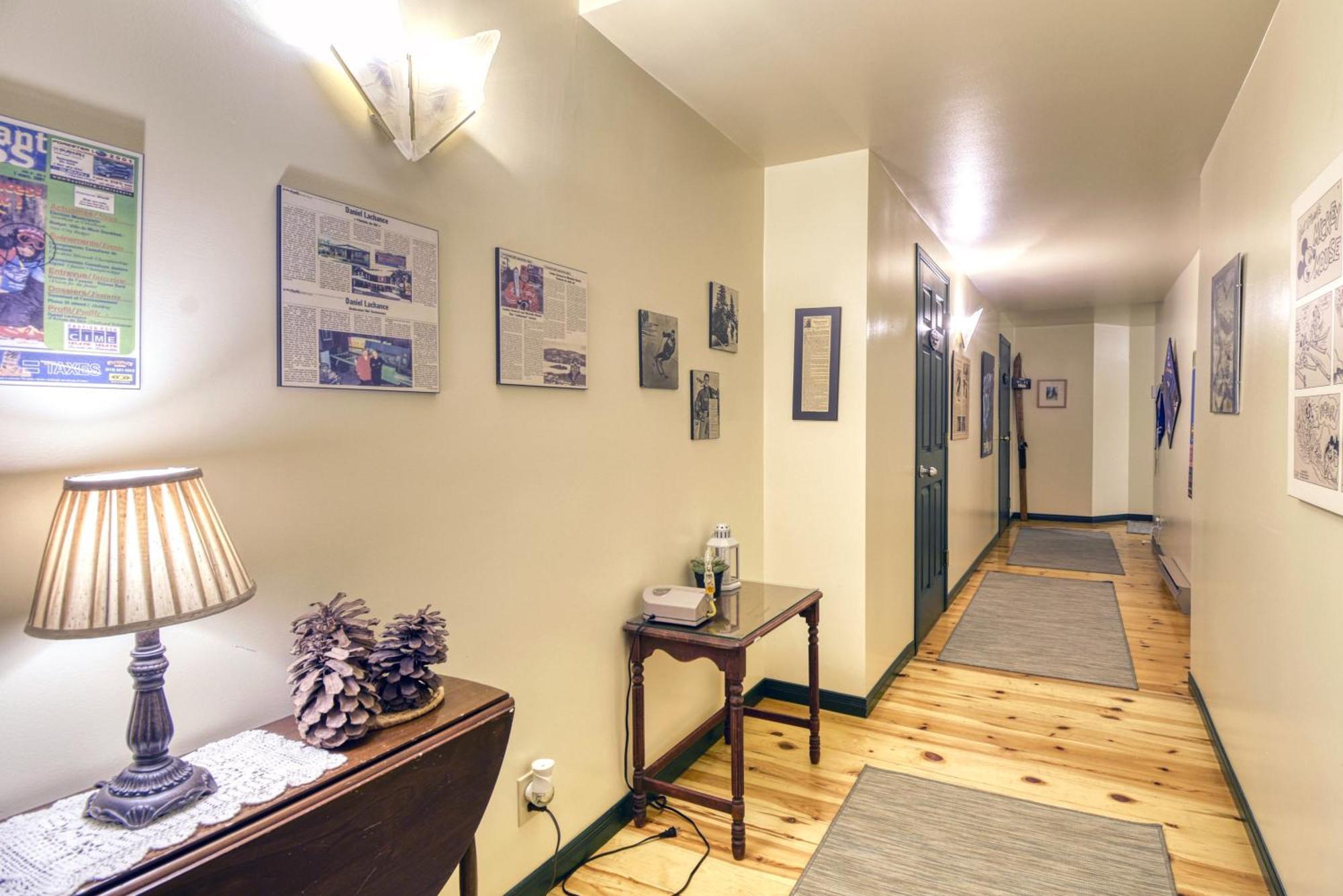 Auberge Le Lupin-Self Check-In Mont-Tremblant Esterno foto