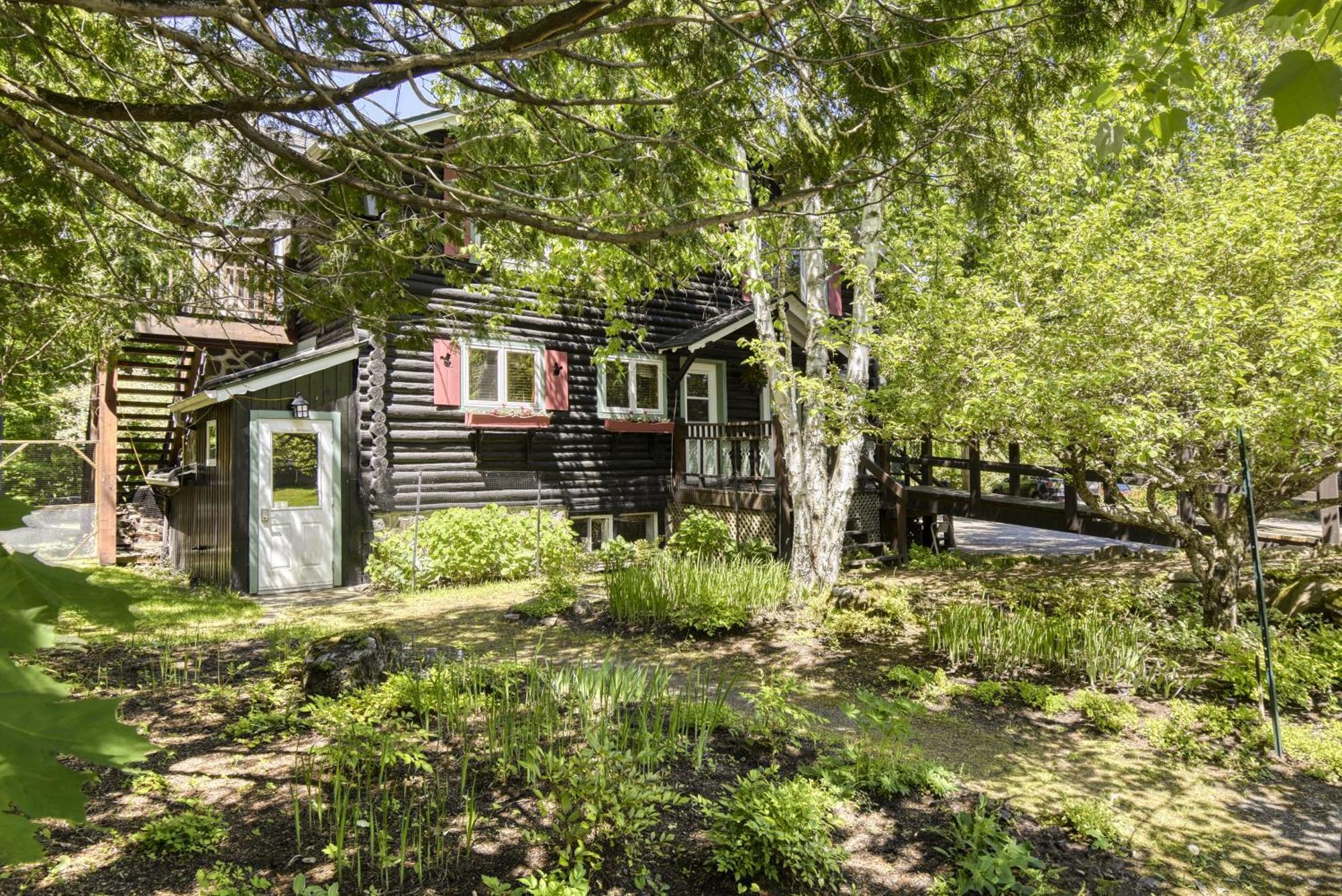 Auberge Le Lupin-Self Check-In Mont-Tremblant Esterno foto