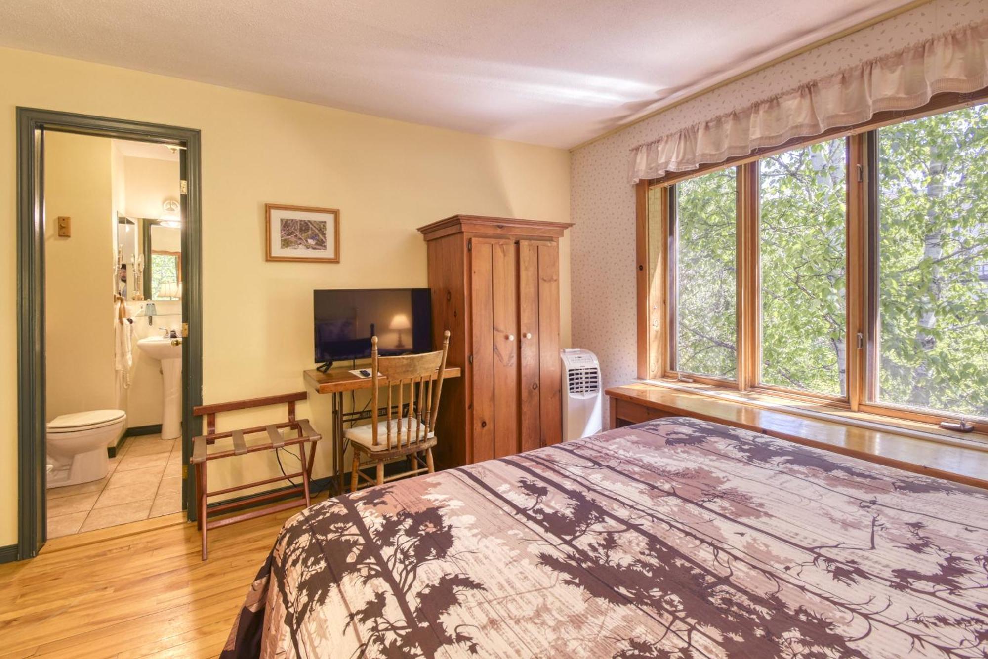 Auberge Le Lupin-Self Check-In Mont-Tremblant Esterno foto